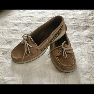 Sperry Topsider